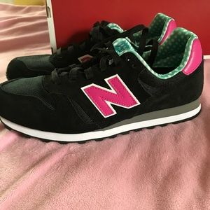 New Balance women’s classic shoes